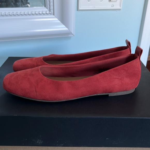 Burnt orange color ballet flats - Picture 5 of 9